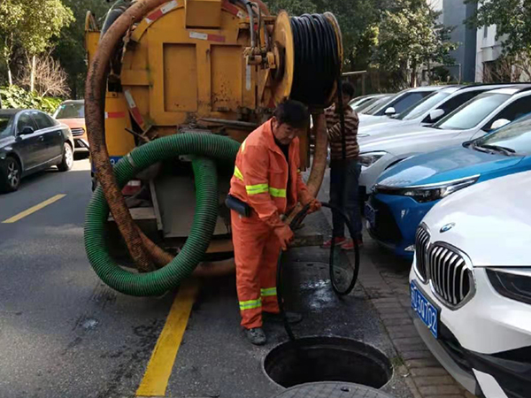 新宁排污管道清淤